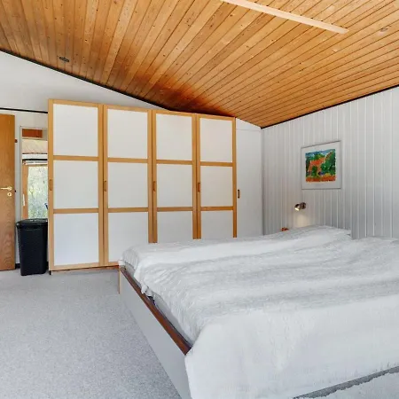 Holiday home Alida - 1-1km From The Sea By Interhome